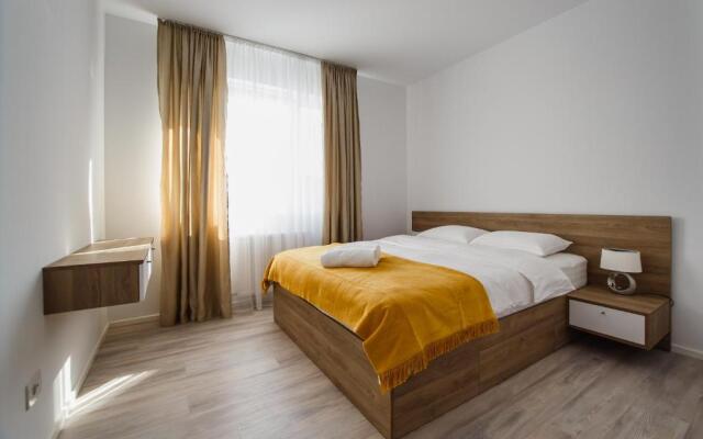 No. 10 - The Penthouse in City Center