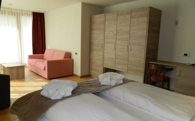 Alba Alpine Hotel