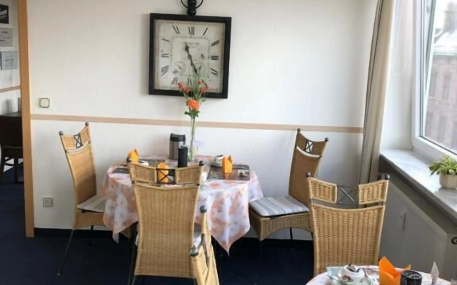 Hotel Peterchens Mondfahrt