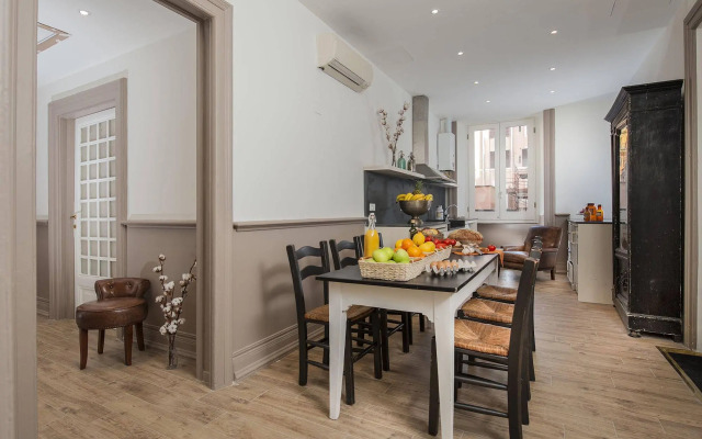 Côté Rome Colosseo