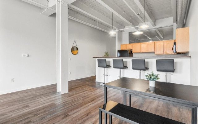 FRONTDESK 300 Heinz St Apts Pittsburgh