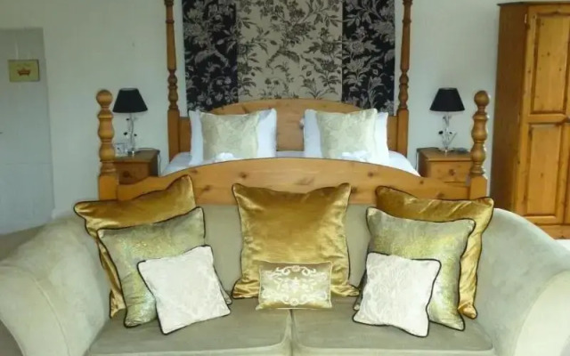 Charles Cotton Hotel