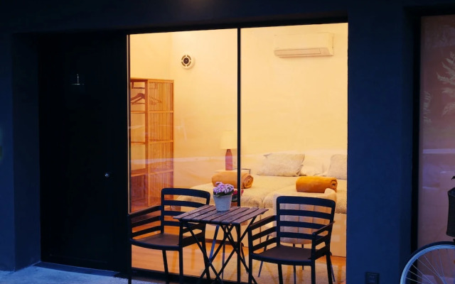KH Lezama Suites