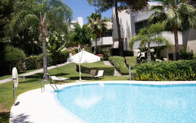 Luxurious 2 Bedroom Townhouse in Sierra Blanca