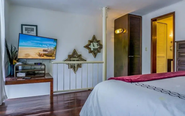 Royal Palms 3 1 Bedroom Condo by RedAwning