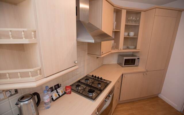 Celador Apartments - Regents Riverside Serviced Apartments