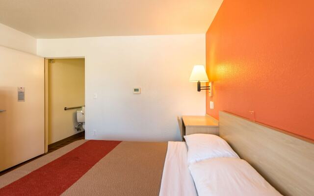 Motel 6-Reno, NV - Virginia Plumb