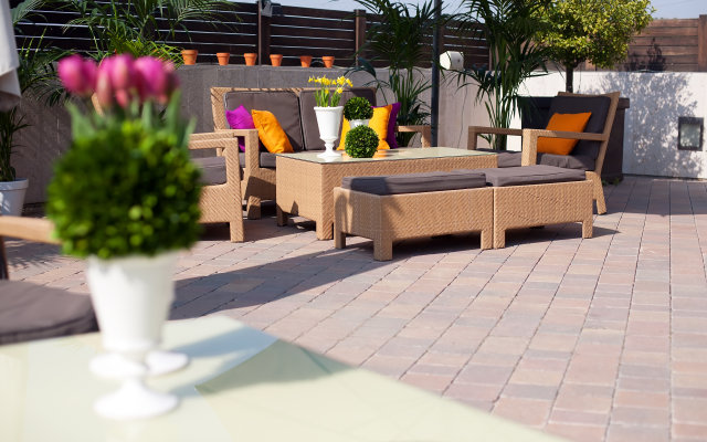 Qgat Suites & Events