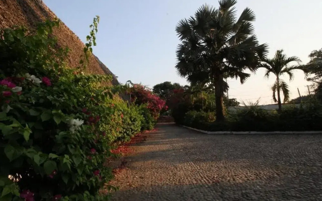 Hotel Villa Blanca Suites