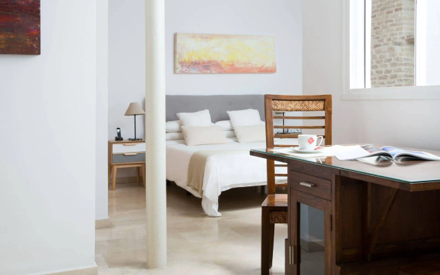 Puerta Catedral Studios