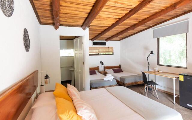 Believe Surf & Yoga Lodge Santa Teresa - Hostel