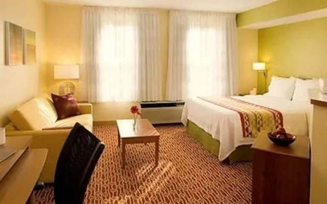 TownePlace Suites Newark Silicon Valley