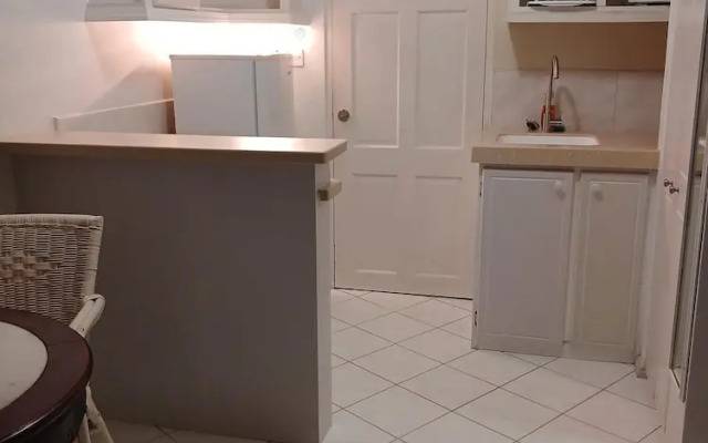 Coral Lane Beach Apartments