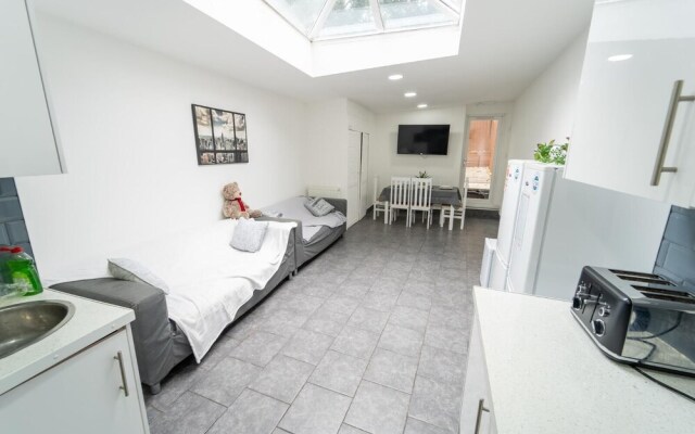 Stylish Cosy Studio in Selly Oak