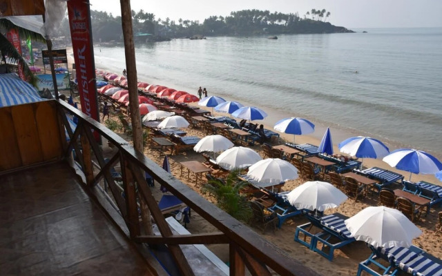 Royal Touch Beach Huts & Restaurant