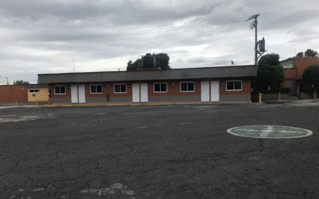 Motel Tokio Inn