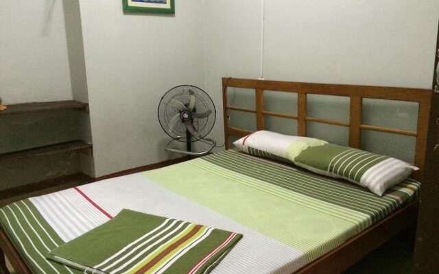 Backpacker Colibri Tarapoto