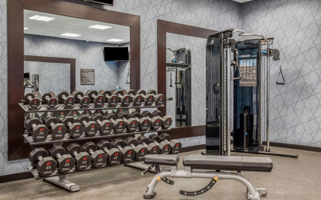 Homewood Suites by Hilton Winnipeg Airport-Polo Park, MB