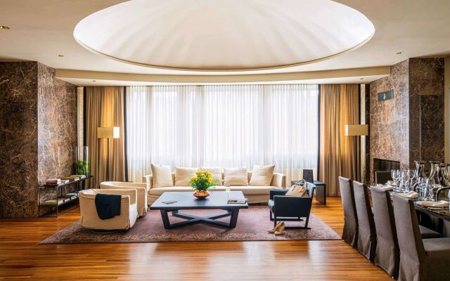 Дизайн-отель BERDS Chisinau Mgallery Hotel Collection