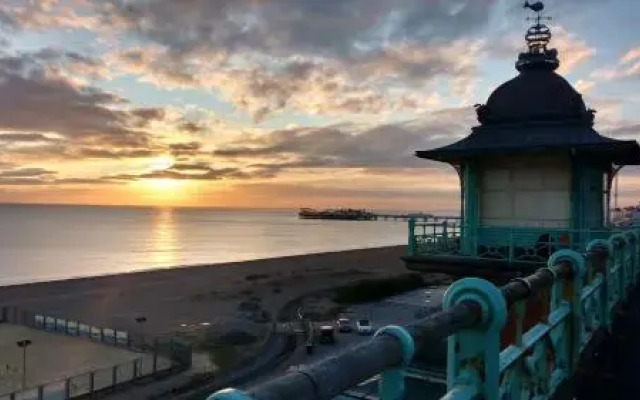 Relax Inn Guest House