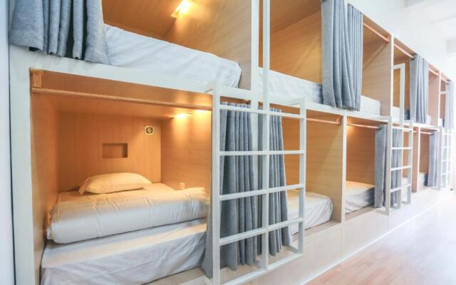 Petit Espace Boutique Hostel