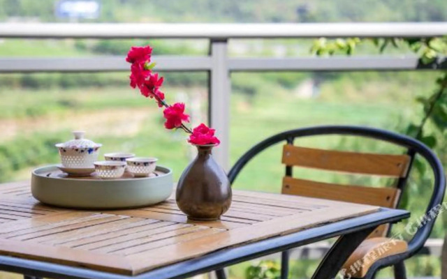 Wuyishan Seclusion Inn