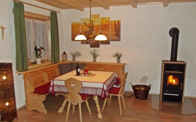 "kleines jagdhaus"- Hüttenurlaub in Bayern