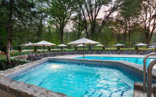 The Elms Hotel & Spa, a Destination by Hyatt Hotel