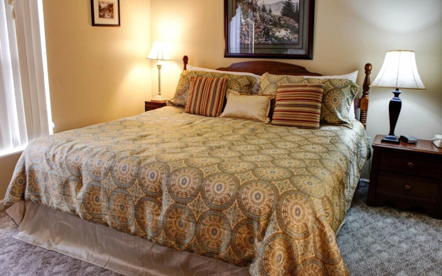 Whispering Pines 324