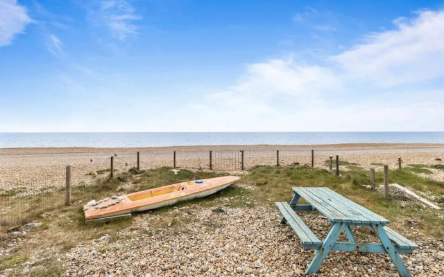 The Coastal Crab - Family-friendly Three-bed Beach House in Pevensey