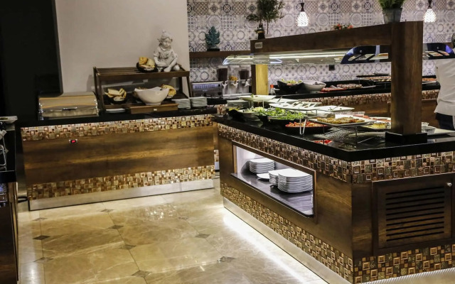 Grand Asya Hotel