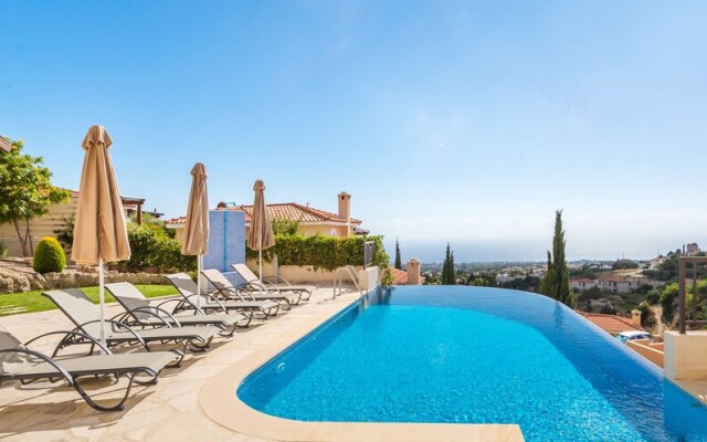 Resitour - Perneri Villas