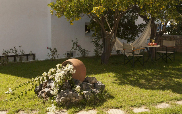 Scorpios Hotel & Suites