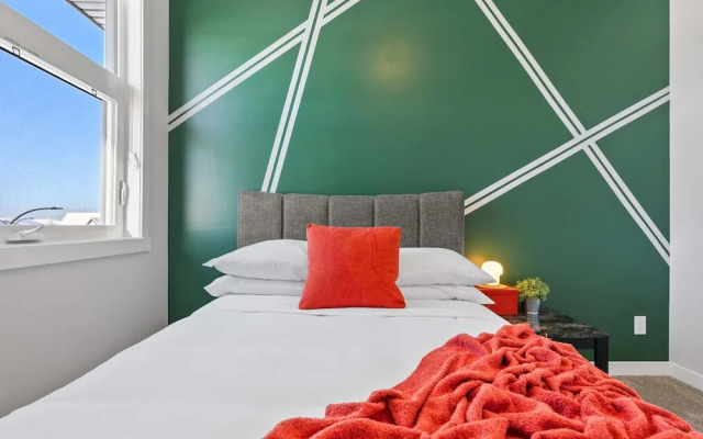 The Belmont Luxury NEW Home Free Indoorparking