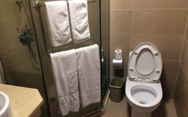 Shanghai Jiajing Business Hotel