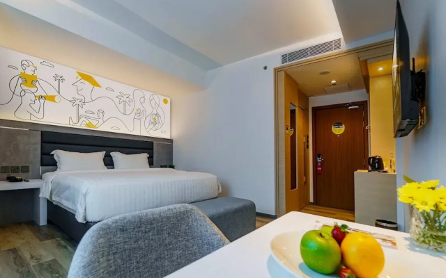 Yello Hotel Harbour Bay Batam
