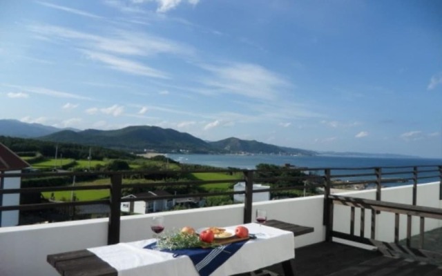 Pohang Hwajin Beach Pension