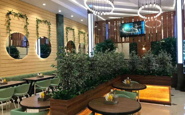 Sk Klyde Grand Hotel