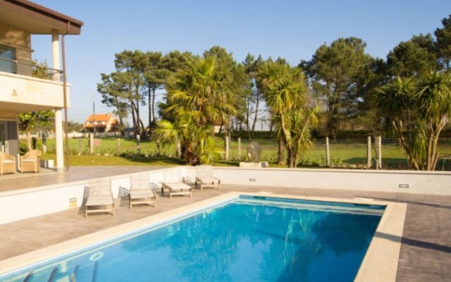 106387 - Villa in Sanxenxo