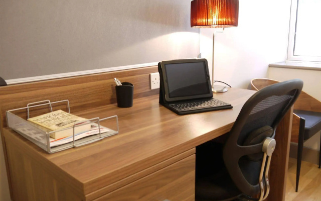 Britannia Study Hotel