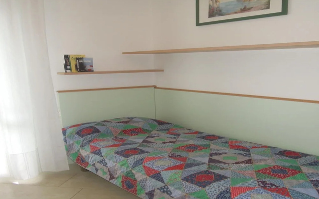 Bright Flat Near the Beach - Beahost