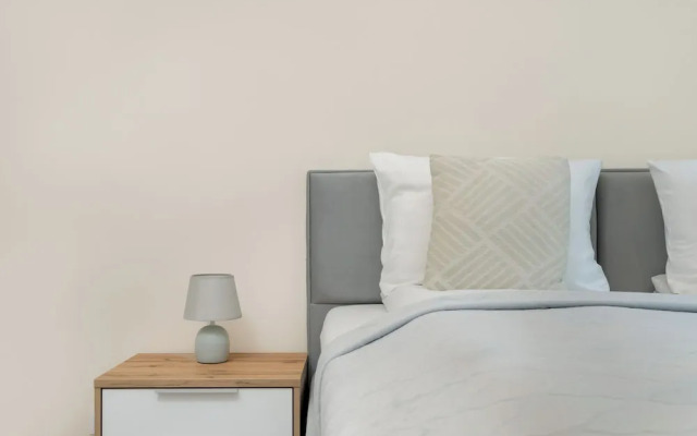 Large Family Poznan Apartment by Renters