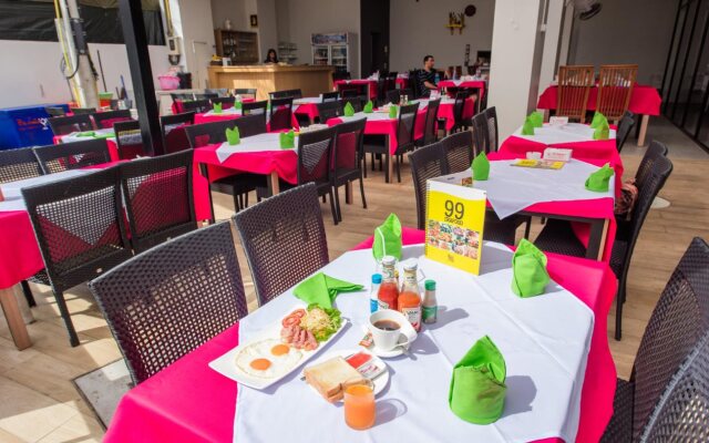 Rayaan 6 Guest House  Restaurant