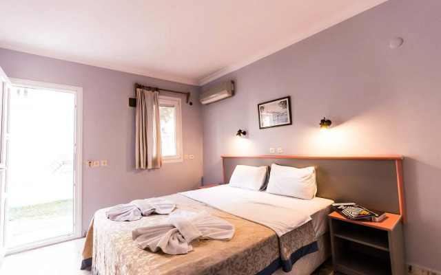 Hanedan Beach Hotel