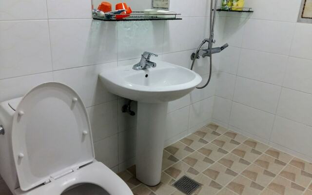 Happy Tour Guesthouse - Hostel