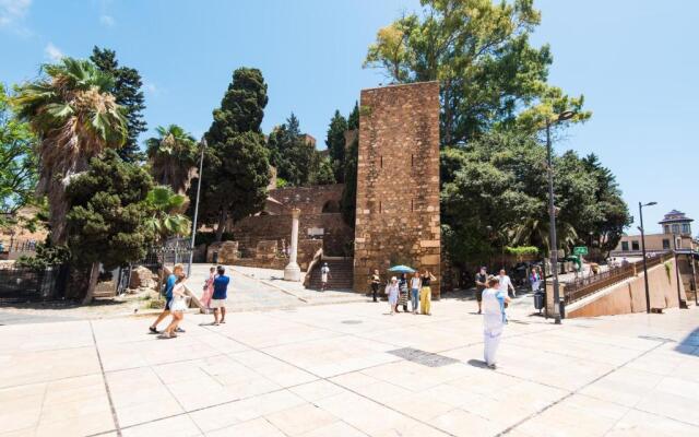 Picasso Center Apartment