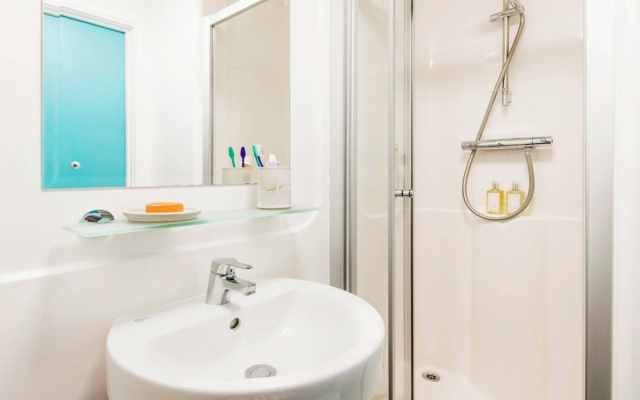 Student Only Gateway Apartments