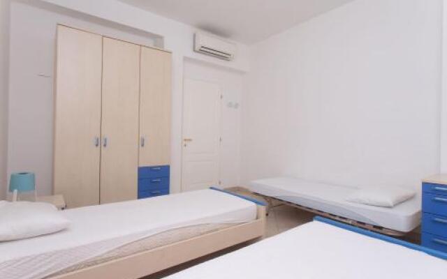 N44 - Numana, nuovo trilocale con terrazzo e a/c