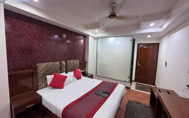 Fabhotel Shivdev International