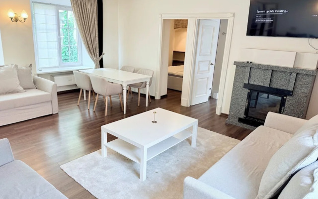 Pilies8 Luxury Vilnius Apartment